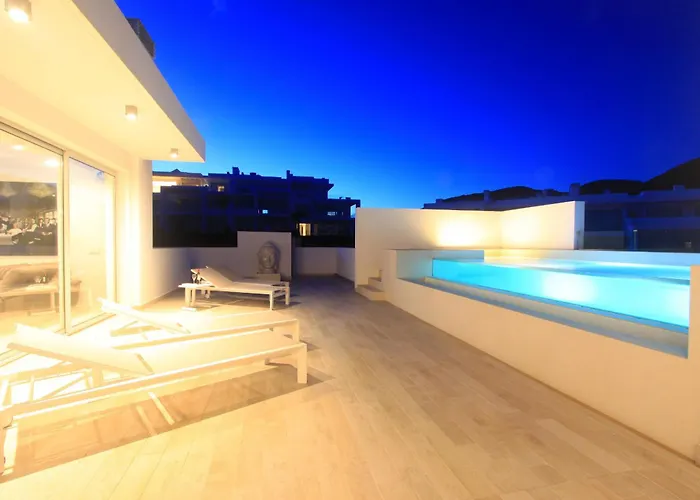 2288 New Modern Penthouse With Privat Pool