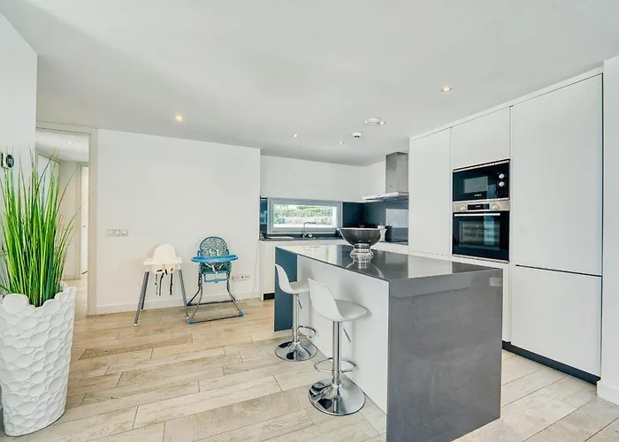 2288 New Modern Penthouse With Privat Pool