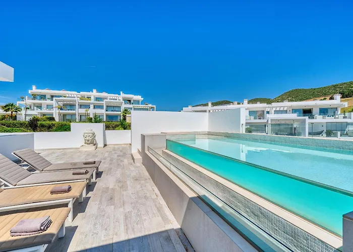 2288 New Modern Penthouse With Privat Pool Lejlighed