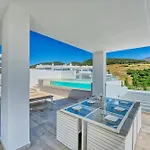 아파트 2288 New Modern Penthouse With Privat Pool *