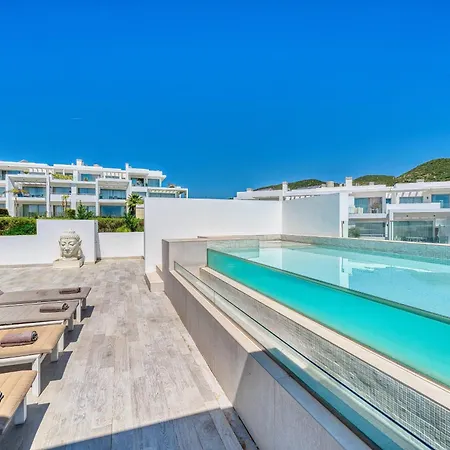 2288 New Modern Penthouse With Privat Pool Apartman